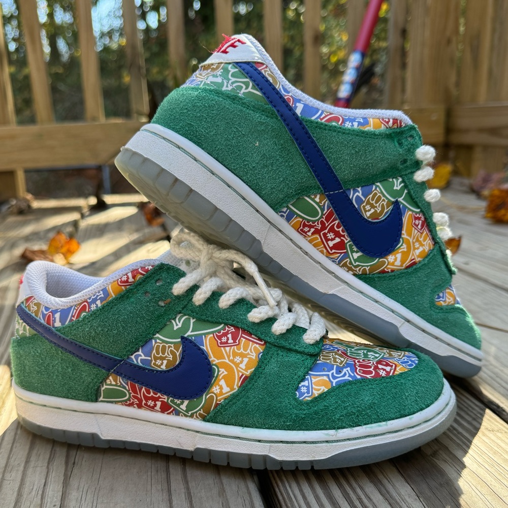 Nike Dunk GS Foam Finger 4.5Y